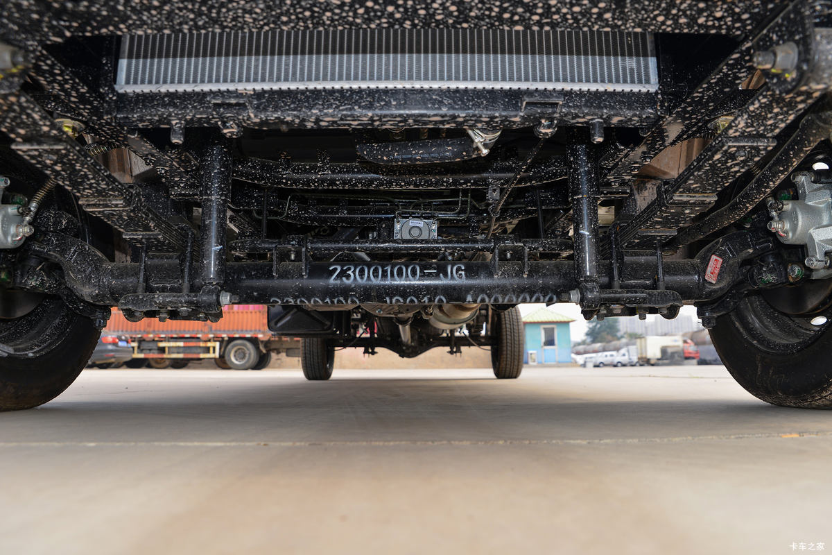 金卡S1载货车底盘图片