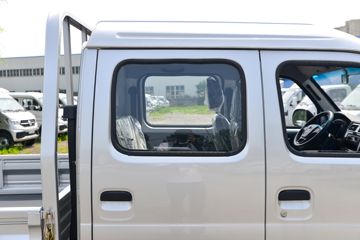 ����;�� T3(ԭС����W) 1.6L 123���� ���� 2.5��˫������С��(EQ1034D60Q4D)ͼƬ