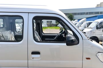 ����;�� T3(ԭС����W) 1.6L 123���� ���� 2.5��˫������С��(EQ1034D60Q4D)ͼƬ