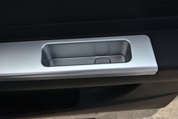 ����;�� T3(ԭС����W) 1.6L 123���� ���� 2.5��˫������С��(EQ1034D60Q4D)ͼƬ