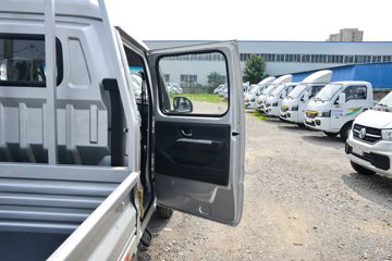 ����;�� T3(ԭС����W) 1.6L 123���� ���� 2.5��˫������С��(EQ1034D60Q4D)ͼƬ