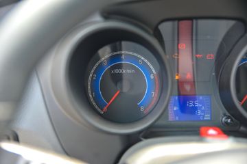 ����;�� T3(ԭС����W) 1.6L 123���� ���� 2.5��˫������С��(EQ1034D60Q4D)ͼƬ