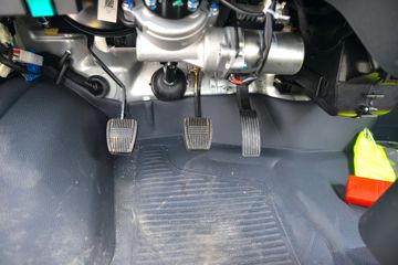 ����;�� T3(ԭС����W) 1.6L 123���� ���� 2.5��˫������С��(EQ1034D60Q4D)ͼƬ