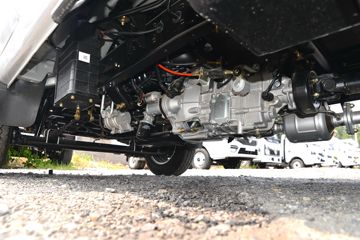 ����;�� T3(ԭС����W) 1.6L 123���� ���� 2.5��˫������С��(EQ1034D60Q4D)ͼƬ