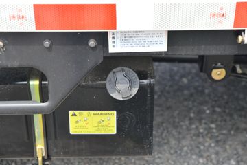 ����;�� T3(ԭС����W) 1.6L 123���� ���� 2.5��˫������С��(EQ1034D60Q4D)ͼƬ