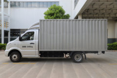 玉柴新能源 EC802 3.5T 3.7米单排纯电动厢式微卡(YCE5032XXYBEVM4)49.45kWh