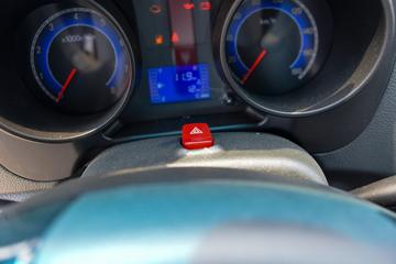 ���� С����W08 1.3L 91���� ���� 2.21��˫������С��(��̥)(EQ1036D60Q4A)ͼƬ