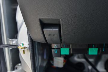 ���� С����W08 1.3L 91���� ���� 2.21��˫������С��(��̥)(EQ1036D60Q4A)ͼƬ