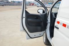 金杯 金海狮M 2024款 工程狮 120马力 1.6L汽油 2座封闭货车(额载700kg)