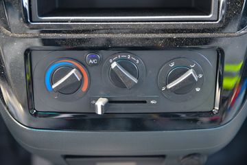 ����;�� T3 1.3L 91���� 2.7��˫������С��(EQ1036D60Q4A)ͼƬ