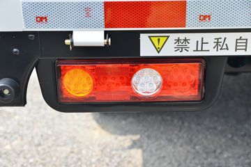 ����;�� T3 1.3L 91���� 2.7��˫������С��(EQ1036D60Q4A)ͼƬ