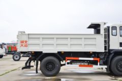 大运 运途 重载型 200马力 4X2 4米自卸车(DYQ3181D6AB)