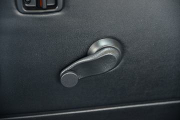 SRM��Դ ��ʨ 2024�� ����ʨ 112���� 1.5L 7/9���ͳ�ͼƬ