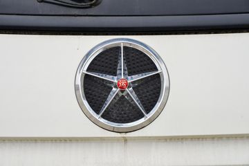 ���� ��¡ ������ 180���� 4X2 3.8����ж��(��ʿ��10��)(DYQ3181D6AB)ͼƬ