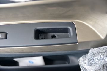 ���� ��¡ ������ 180���� 4X2 3.8����ж��(��ʿ��10��)(DYQ3181D6AB)ͼƬ