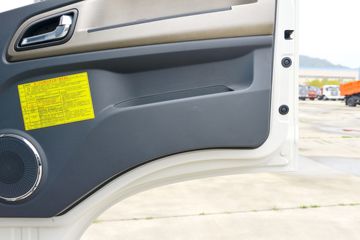 ���� ��¡ ������ 180���� 4X2 3.8����ж��(��ʿ��10��)(DYQ3181D6AB)ͼƬ