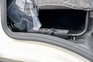 ���� ��¡ ������ 180���� 4X2 3.8����ж��(��ʿ��10��)(DYQ3181D6AB)ͼƬ