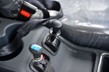 ���� ��¡ ������ 180���� 4X2 3.8����ж��(��ʿ��10��)(DYQ3181D6AB)ͼƬ