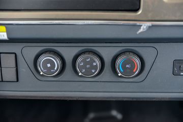 ���� ��¡ ������ 180���� 4X2 3.8����ж��(��ʿ��10��)(DYQ3181D6AB)ͼƬ