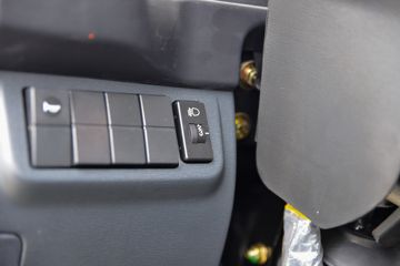 ���� ��¡ ������ 180���� 4X2 3.8����ж��(��ʿ��10��)(DYQ3181D6AB)ͼƬ