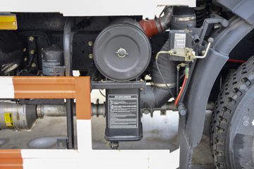 ���� ��¡ ������ 180���� 4X2 3.8����ж��(��ʿ��10��)(DYQ3181D6AB)ͼƬ