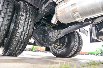 ���� ��¡ ������ 180���� 4X2 3.8����ж��(��ʿ��10��)(DYQ3181D6AB)ͼƬ