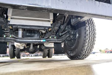 ���� ��¡ ������ 180���� 4X2 3.8����ж��(��ʿ��10��)(DYQ3181D6AB)ͼƬ