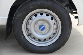 好运&nbsp;电动封闭厢货底盘图片