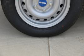 好运&nbsp;电动封闭厢货底盘图片