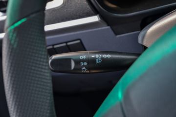 �� T5 1.6L 123���� ���� 3.4�׵�����ʽ΢��(JKC5034XXYD6LE)ͼƬ