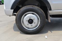 金杯 T5 1.6L 123马力 汽油 3.4米单排厢式微卡(JKC5034XXYD6LE)