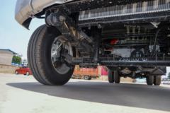 金杯 T5 1.6L 123马力 汽油 3.4米单排厢式微卡(JKC5034XXYD6LE)