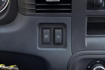 ���� �����Ԫ�� 1.8L 130���� ���� 3.7�׵�����ʽ�ῨͼƬ