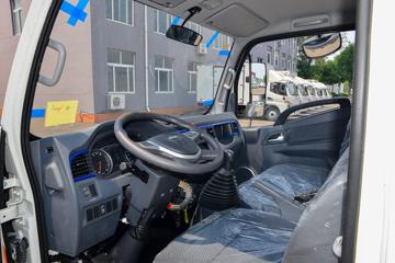 ���� �����Ԫ�� 1.8L 130���� ���� 3.7�׵�����ʽ�ῨͼƬ