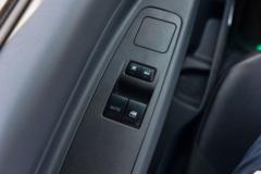 庆铃 五十铃KV100 131马力 4.205米单排栏板轻卡(QL1043FMHA)