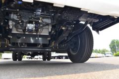 庆铃 五十铃KV100 131马力 4.205米单排栏板轻卡(QL1043FMHA)