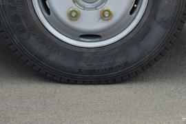 五十铃KV100&nbsp;载货车底盘                                                图片