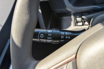 福田奥铃 智蓝EM 4.5T 3.815米单排纯电动栏板轻卡59.4kWh内饰图片