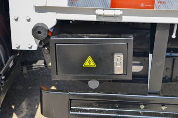 ������� ����EM 4.5T 3.815�׵��Ŵ��綯�����Ῠ59.4kWhͼƬ