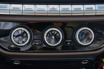 ���� ˳��С�� 129���� 3.68�׵��Ų�դʽ�Ῠ(JX5041CCYTCC26)ͼƬ