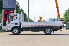 福田 奥铃新捷运 青春版Pro 150马力 4.17米单排栏板轻卡