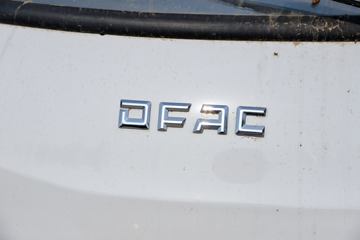 ����;�� T5 ��ȿ� ��׼�� 1.6L 105���� CNG 3.8�׵�����ʽС��(����)ͼƬ