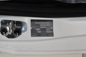 ����;�� T5 ��ȿ� ��׼�� 1.6L 105���� CNG 3.8�׵�����ʽС��(����)ͼƬ