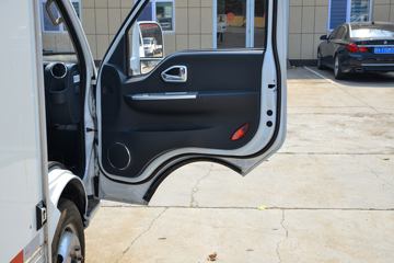 ����;�� T5 ��ȿ� ��׼�� 1.6L 105���� CNG 3.8�׵�����ʽС��(����)ͼƬ