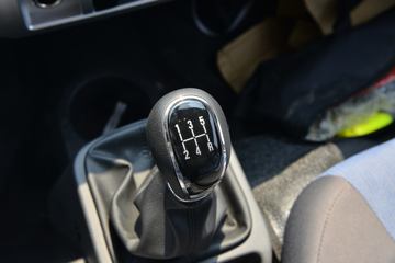 ����;�� T5 ��ȿ� ��׼�� 1.6L 105���� CNG 3.8�׵�����ʽС��(����)ͼƬ