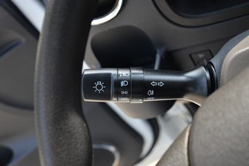 ����;�� T5 ��ȿ� ��׼�� 1.6L 105���� CNG 3.8�׵�����ʽС��(����)ͼƬ