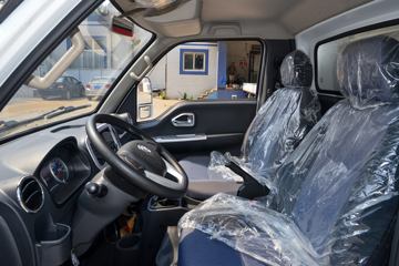 ����;�� T5 ��ȿ� ��׼�� 1.6L 105���� CNG 3.8�׵�����ʽС��(����)ͼƬ