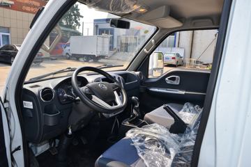 ����;�� T5 ��ȿ� ��׼�� 1.6L 105���� CNG 3.8�׵�����ʽС��(����)ͼƬ