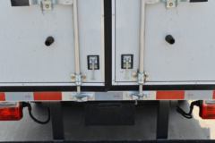 东风途逸 T5 年度款 标准款 1.6L 105马力 CNG 3.8米单排厢式小卡(国六)(EQ5031XXY16NCAC)
