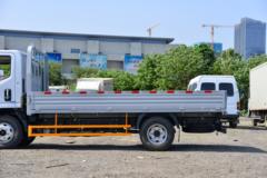 江铃 凯运+ 中窄体 129马力 4.2米单排栏板轻卡(国六)(JX1040TGA26) 江铃 凯运+ 中窄体 129马力 4.2米单排栏板轻卡(国六)(JX1040TGA26)